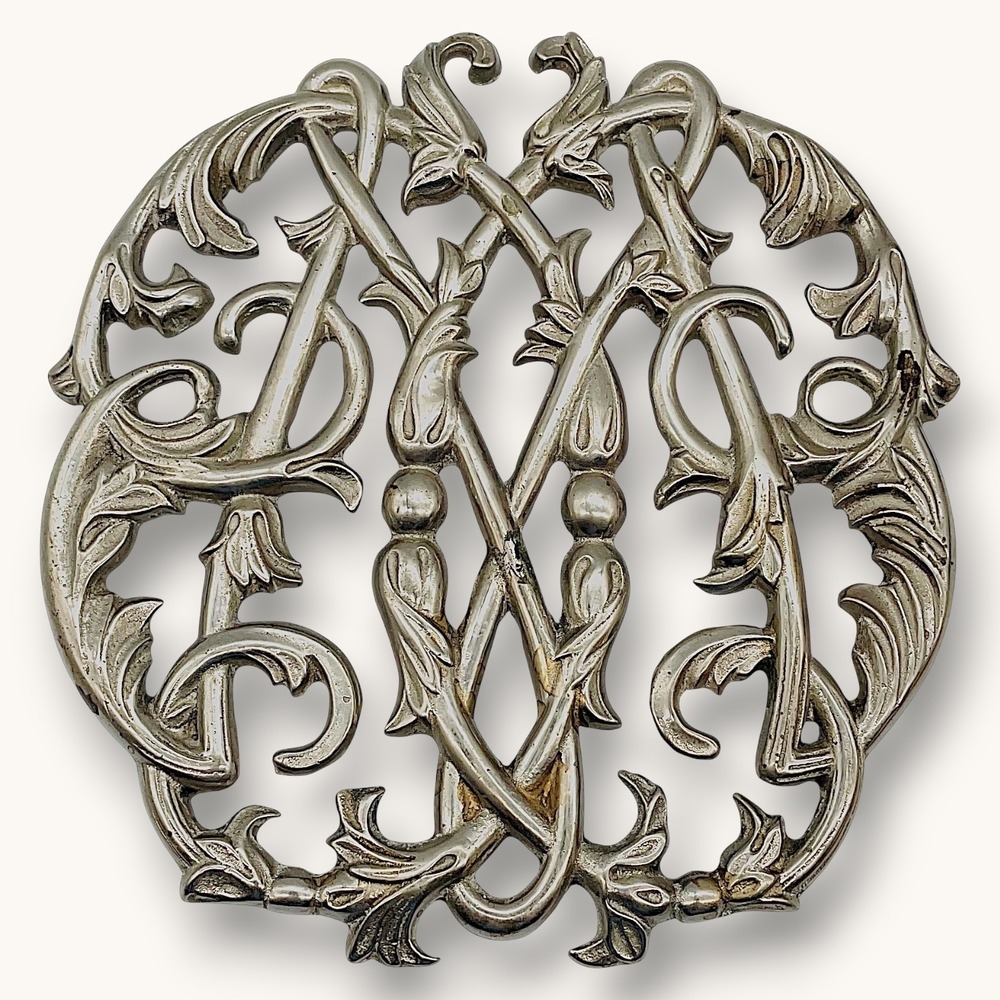 Colonial Williamsburg Cypher Trivet Silver Tone‎ Metal Ornate Scroll 1950 6"